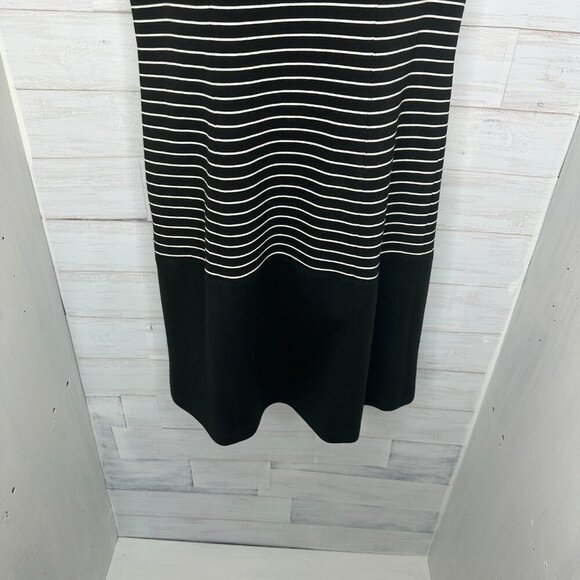 NWOT Vince Camuto Black & White Striped Knit Sleeveless Spandex Dress Size 12 - Picture 3 of 11